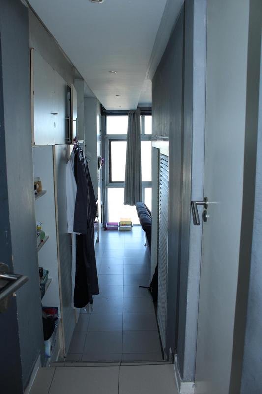 1 Bedroom Property for Sale in Goodwood Central Western Cape